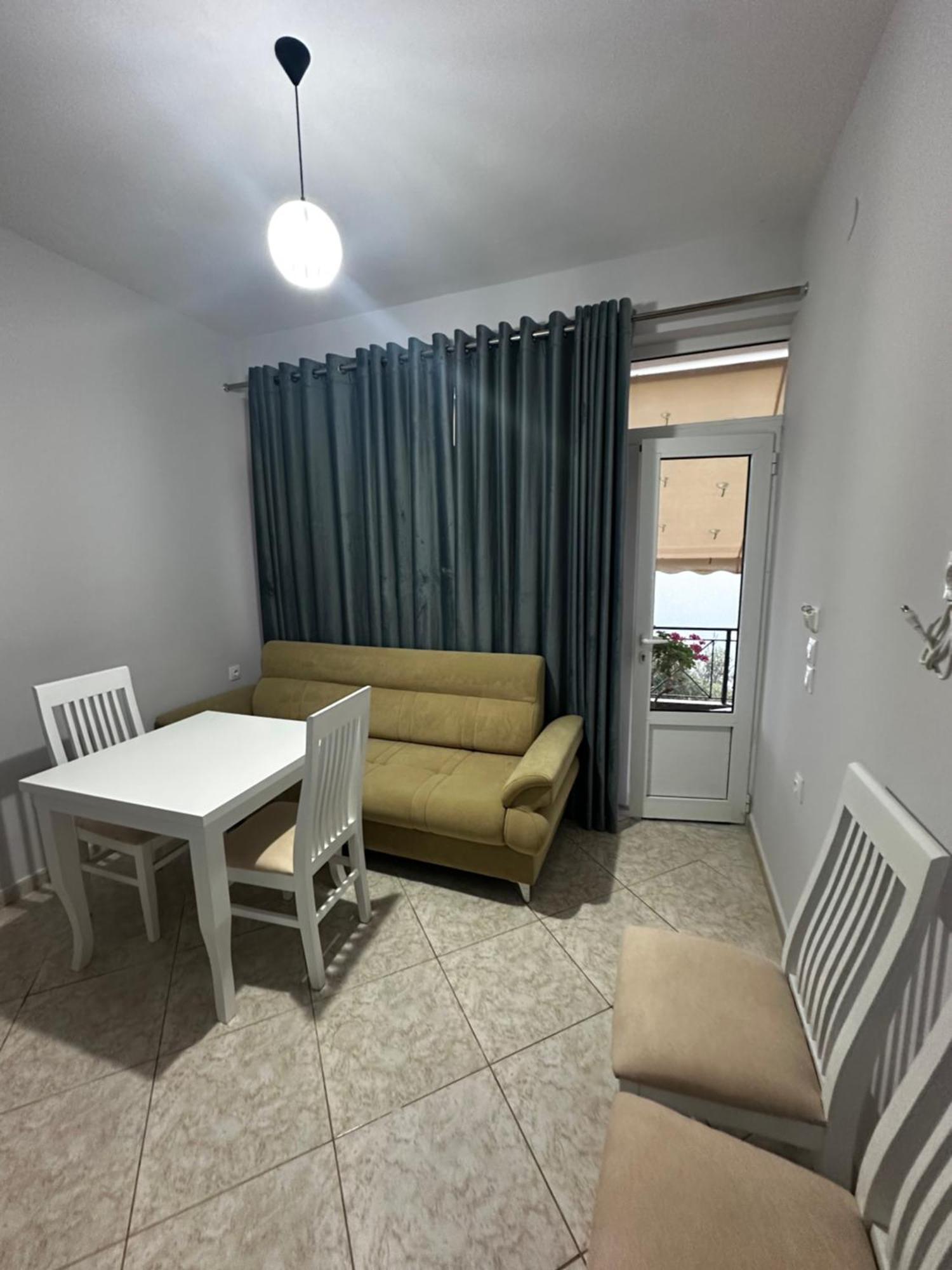 Ylli'S Apartments Saranda Dış mekan fotoğraf