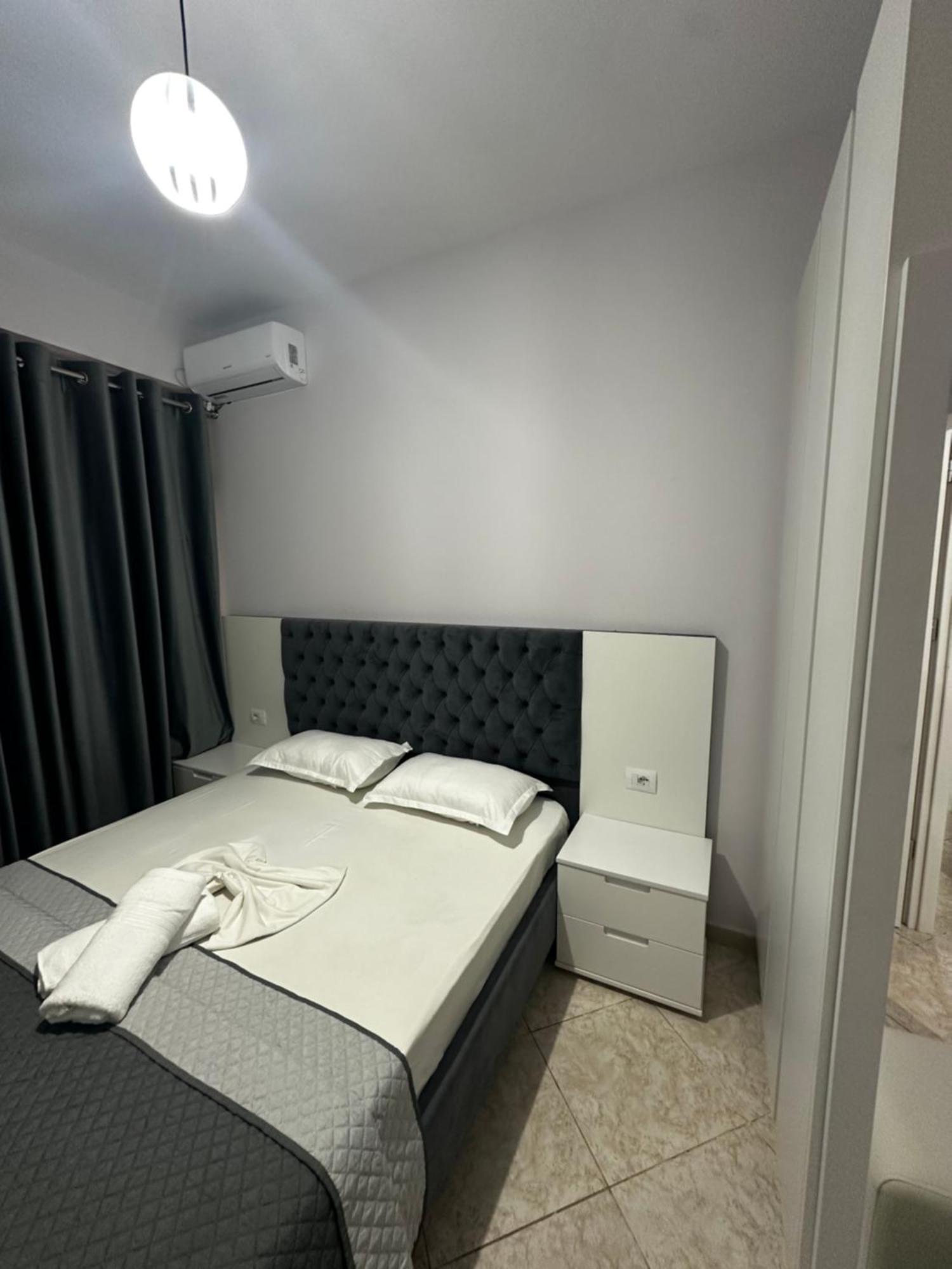 Ylli'S Apartments Saranda Dış mekan fotoğraf