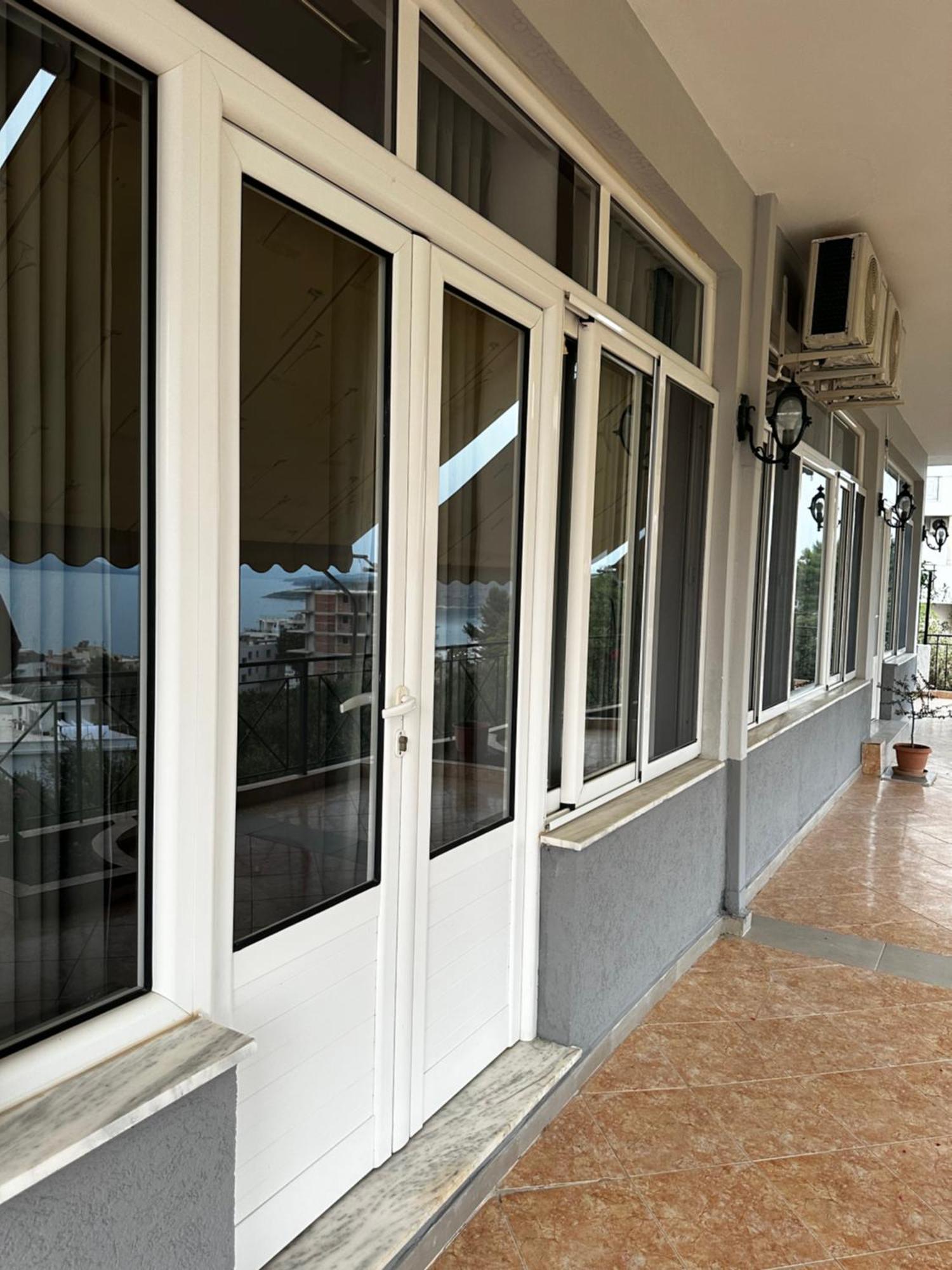 Ylli'S Apartments Saranda Dış mekan fotoğraf