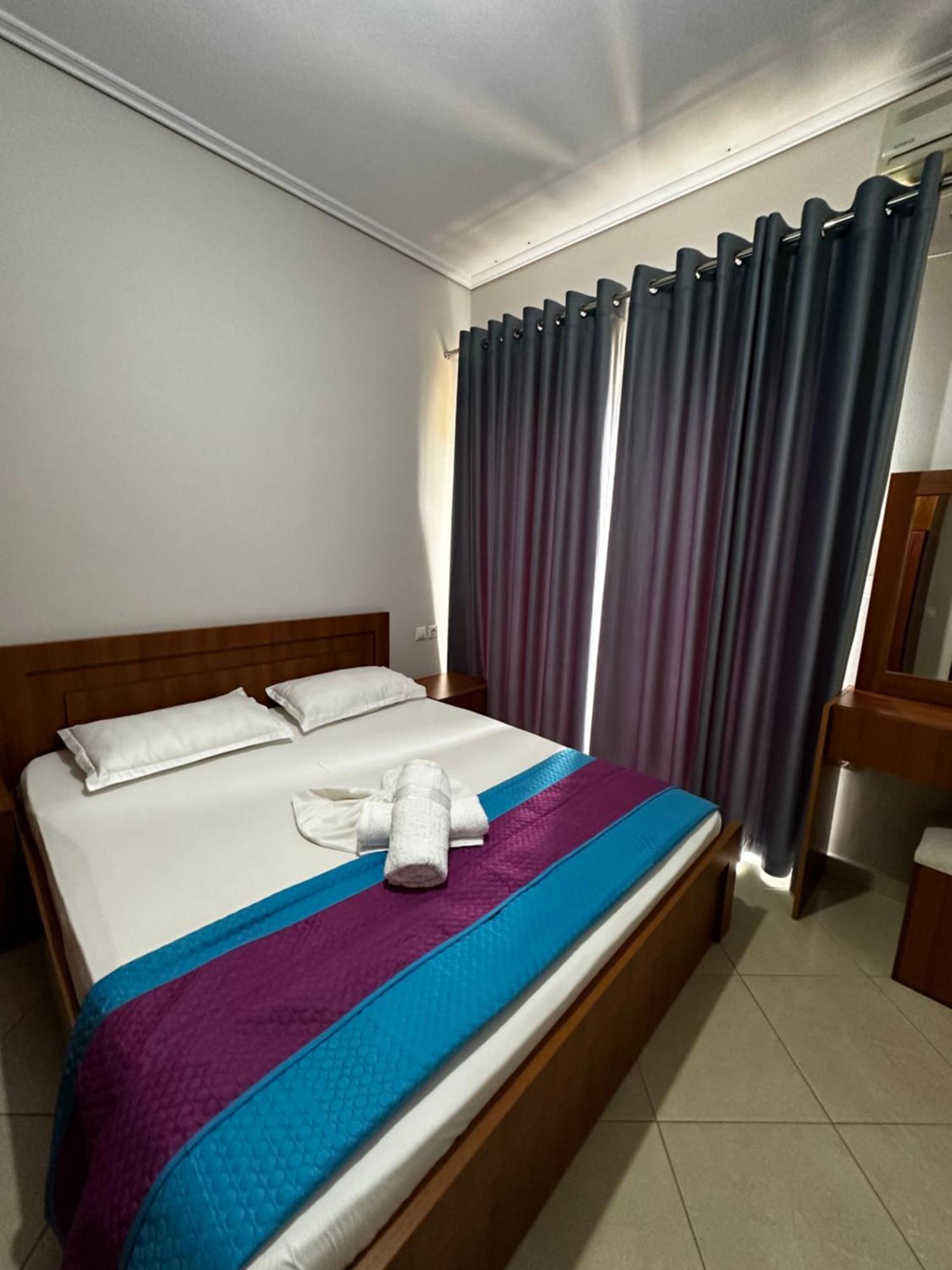 Ylli'S Apartments Saranda Dış mekan fotoğraf