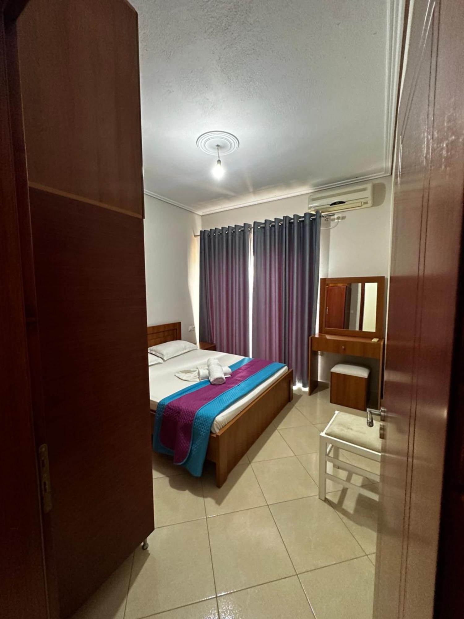 Ylli'S Apartments Saranda Dış mekan fotoğraf