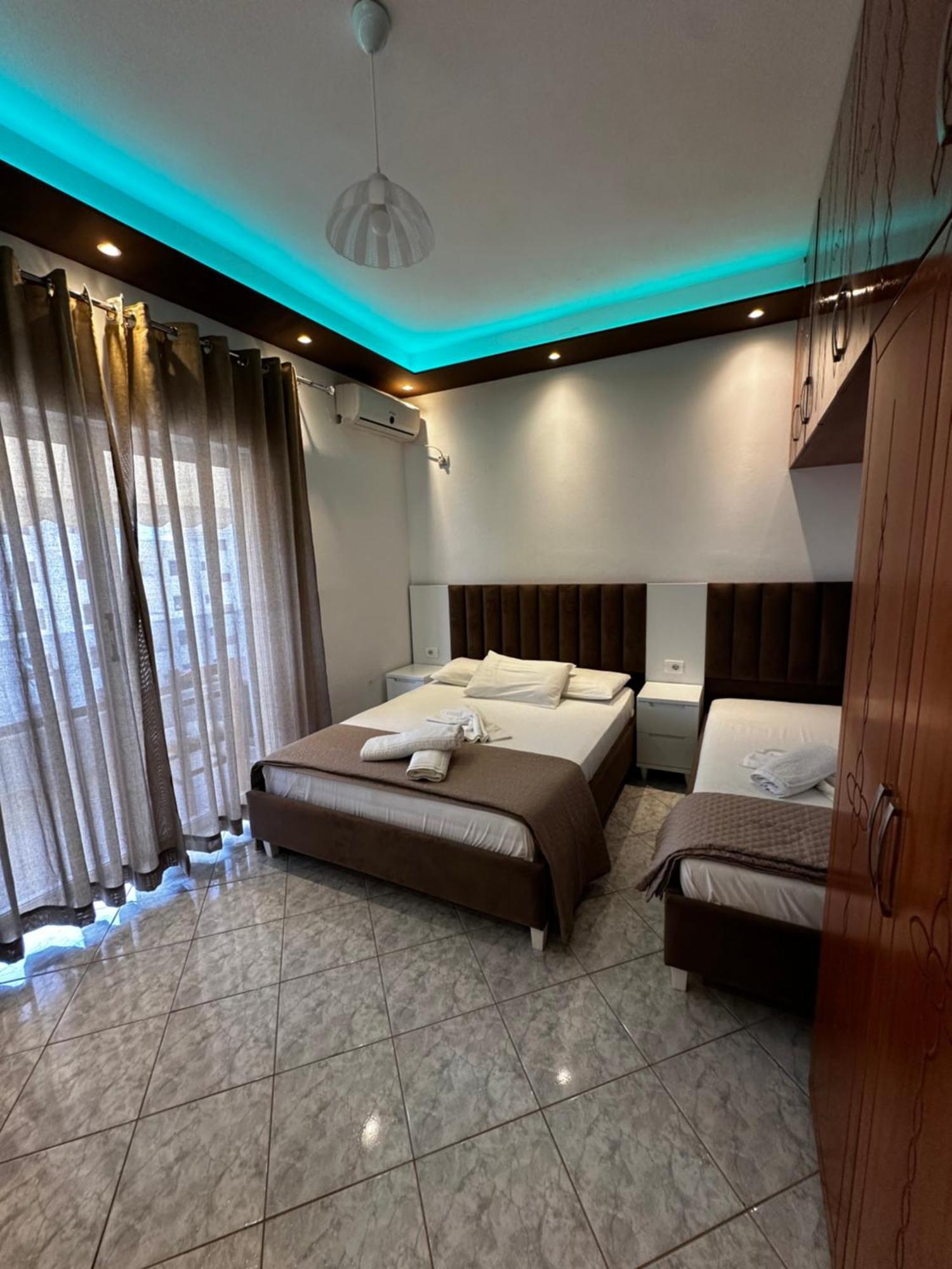 Ylli'S Apartments Saranda Dış mekan fotoğraf