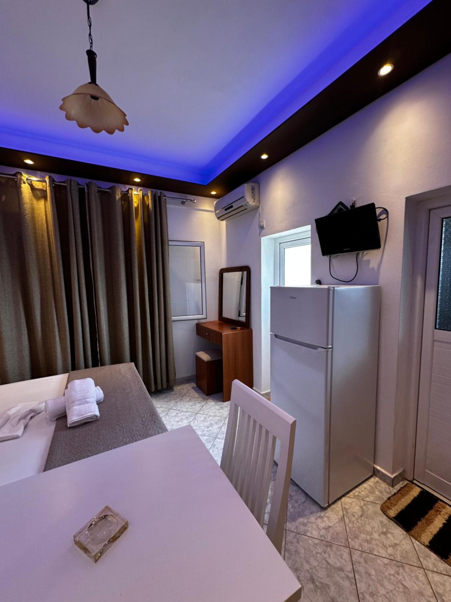 Ylli'S Apartments Saranda Dış mekan fotoğraf