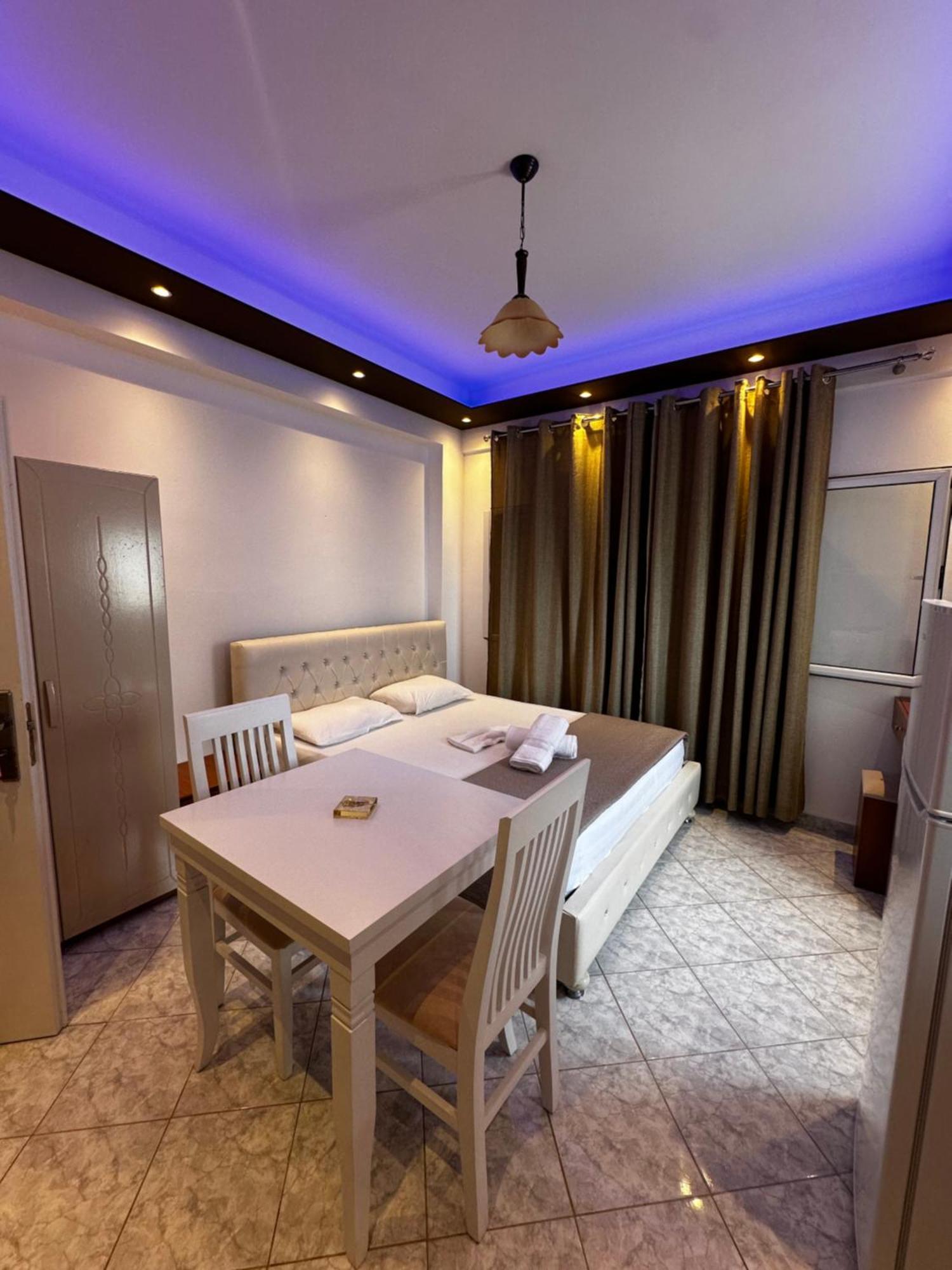 Ylli'S Apartments Saranda Dış mekan fotoğraf