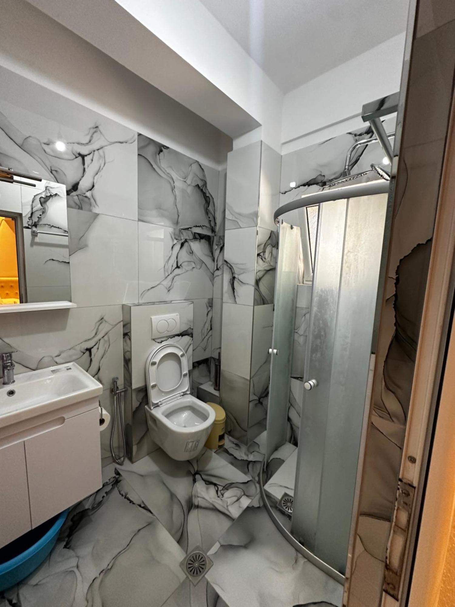Ylli'S Apartments Saranda Dış mekan fotoğraf