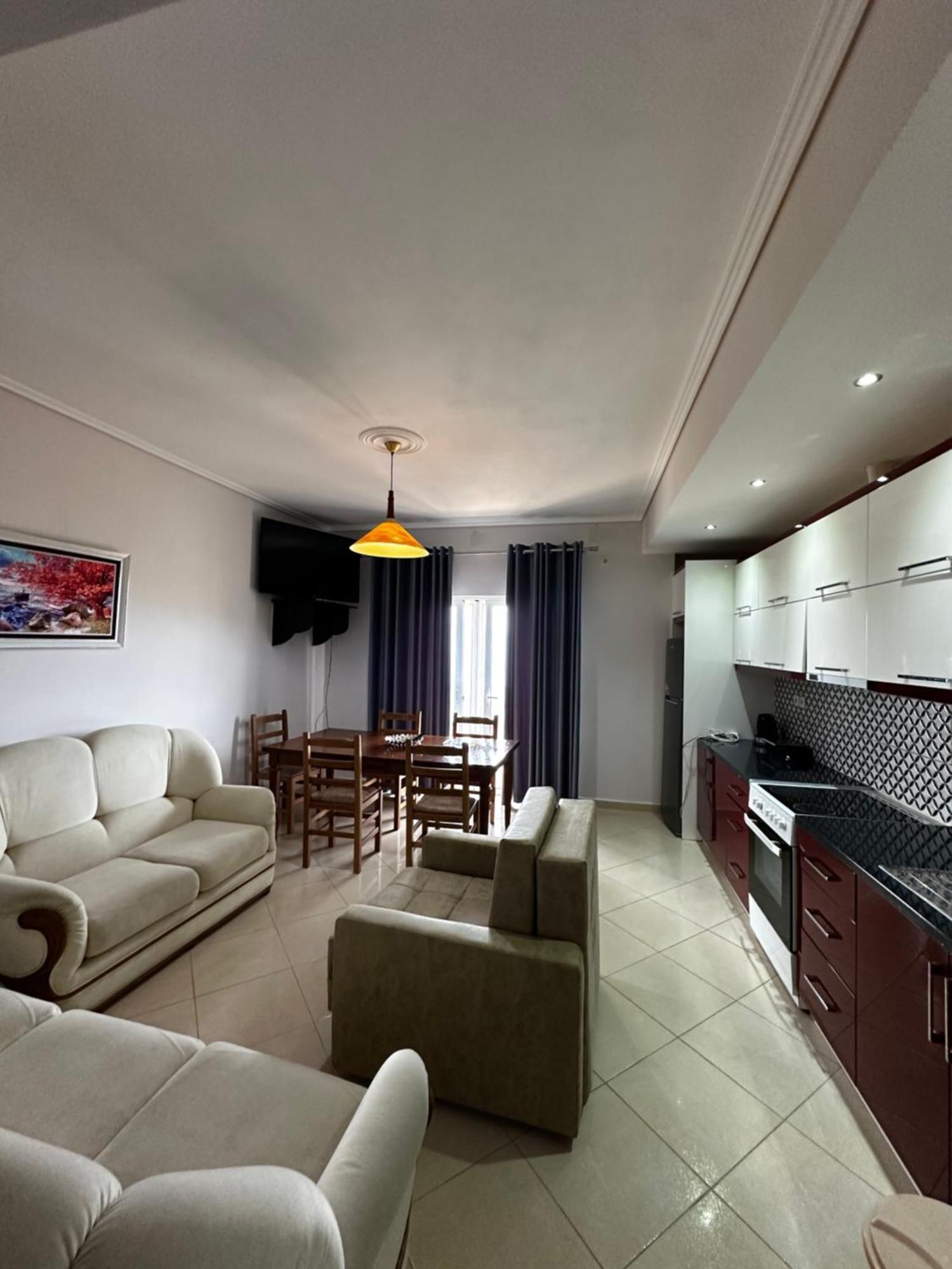 Ylli'S Apartments Saranda Dış mekan fotoğraf